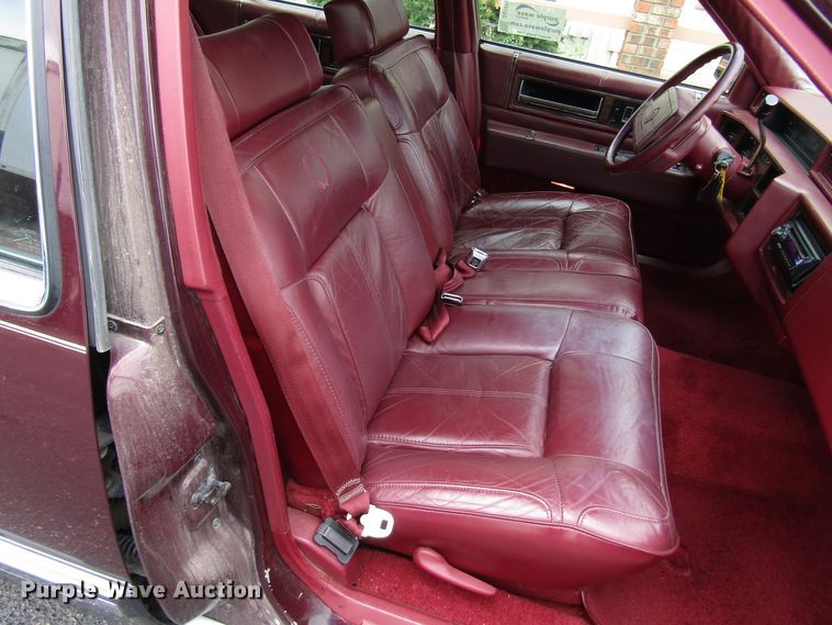 image for item DG1374 1991 Cadillac DeVille