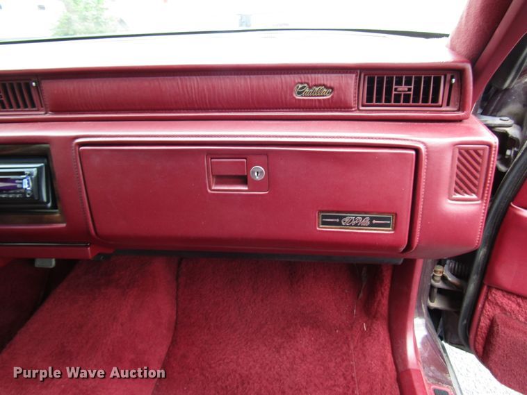 image for item DG1374 1991 Cadillac DeVille