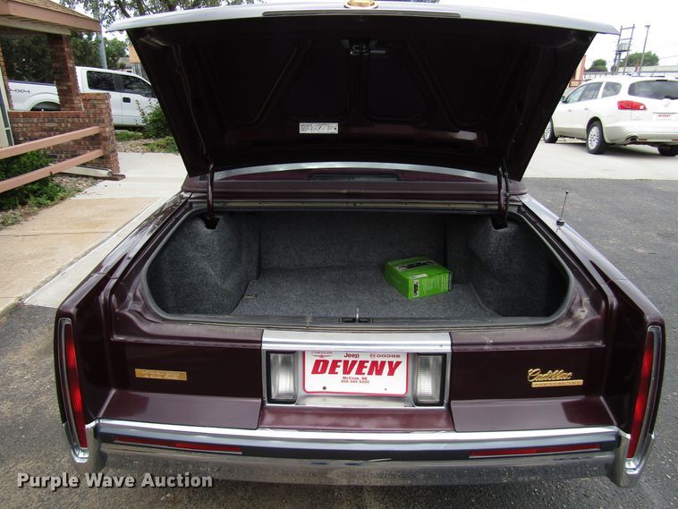 image for item DG1374 1991 Cadillac DeVille