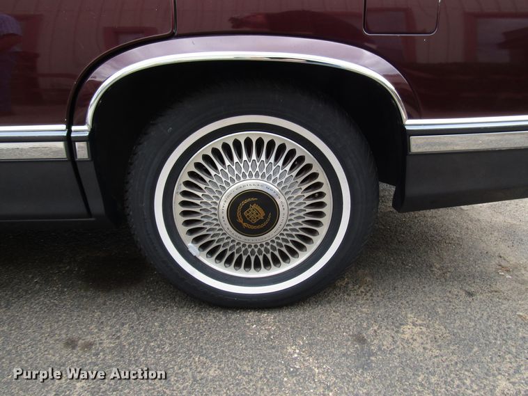 image for item DG1374 1991 Cadillac DeVille