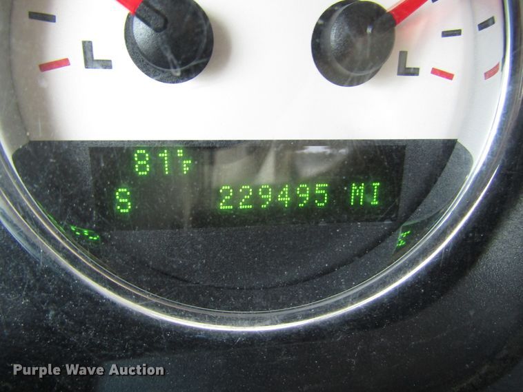 image for item DG1375 2004 Ford F150 SuperCrew pickup truck