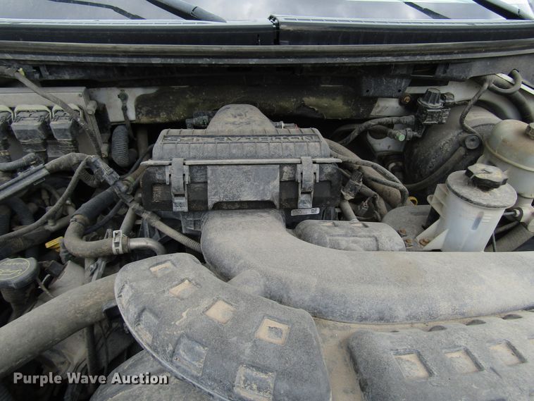 image for item DG1375 2004 Ford F150 SuperCrew pickup truck