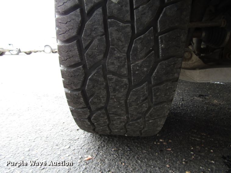 image for item DG1375 2004 Ford F150 SuperCrew pickup truck