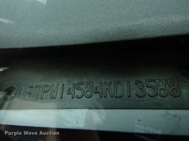 image for item DG1375 2004 Ford F150 SuperCrew pickup truck