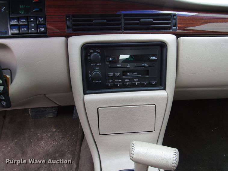 image for item DG1376 1994 Cadillac Seville