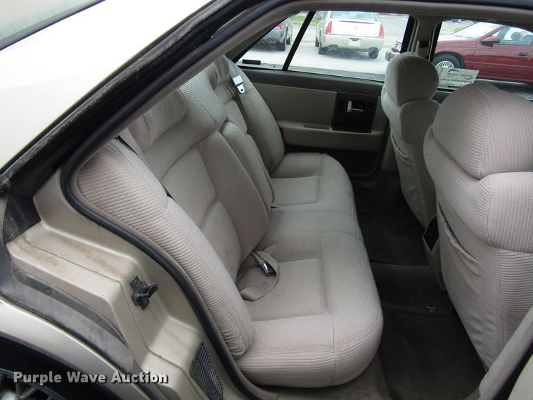 image for item DG1376 1994 Cadillac Seville