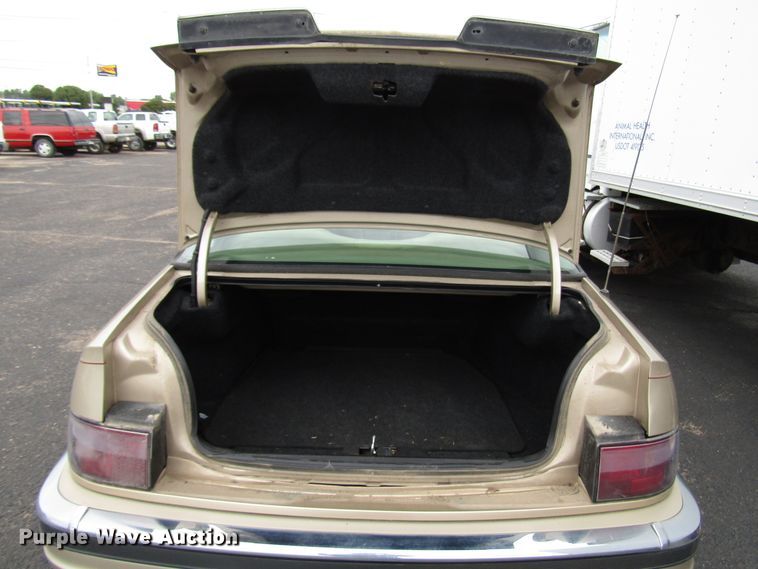 image for item DG1376 1994 Cadillac Seville