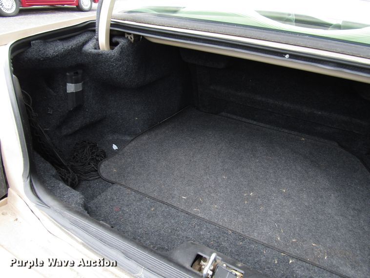 image for item DG1376 1994 Cadillac Seville