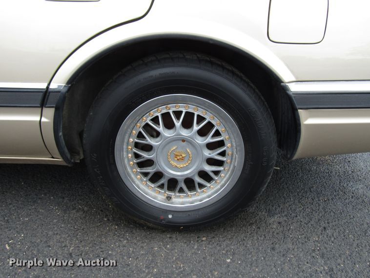 image for item DG1376 1994 Cadillac Seville