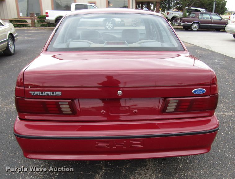 image for item DG1377 1989 Ford Taurus SHO