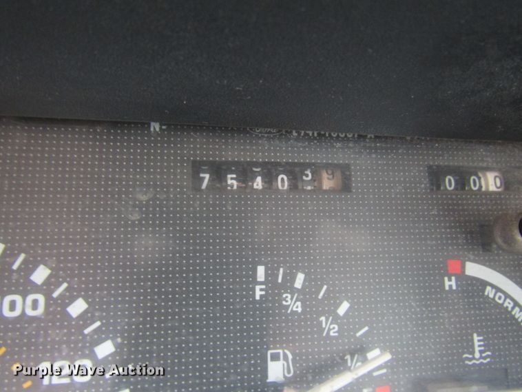 image for item DG1377 1989 Ford Taurus SHO