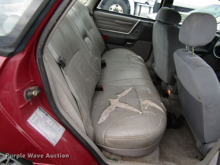 image for item DG1377 1989 Ford Taurus SHO