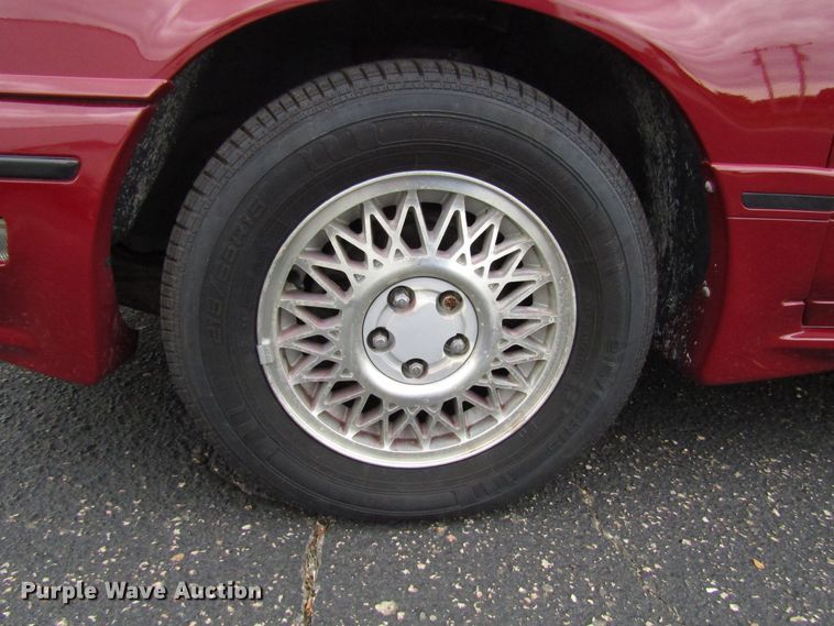 image for item DG1377 1989 Ford Taurus SHO