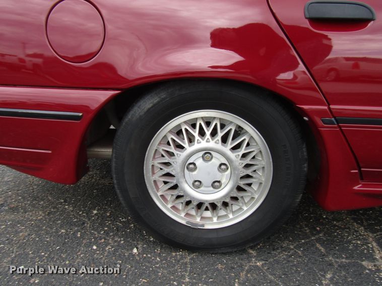 image for item DG1377 1989 Ford Taurus SHO