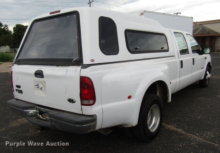 image for item DG1378 1999 Ford F350 Super Duty Crew Cab pickup truck