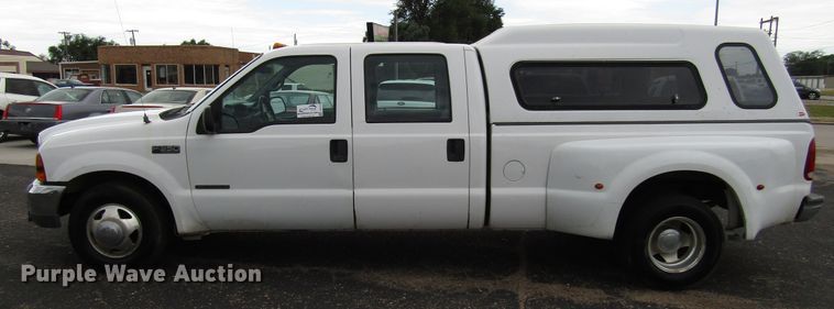 image for item DG1378 1999 Ford F350 Super Duty Crew Cab pickup truck