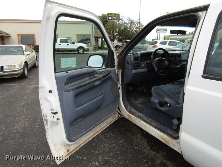 image for item DG1378 1999 Ford F350 Super Duty Crew Cab pickup truck