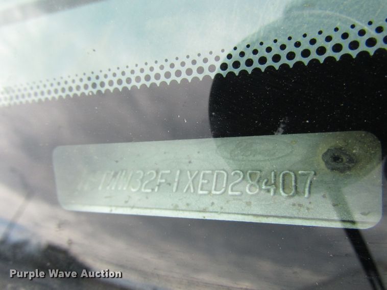 image for item DG1378 1999 Ford F350 Super Duty Crew Cab pickup truck