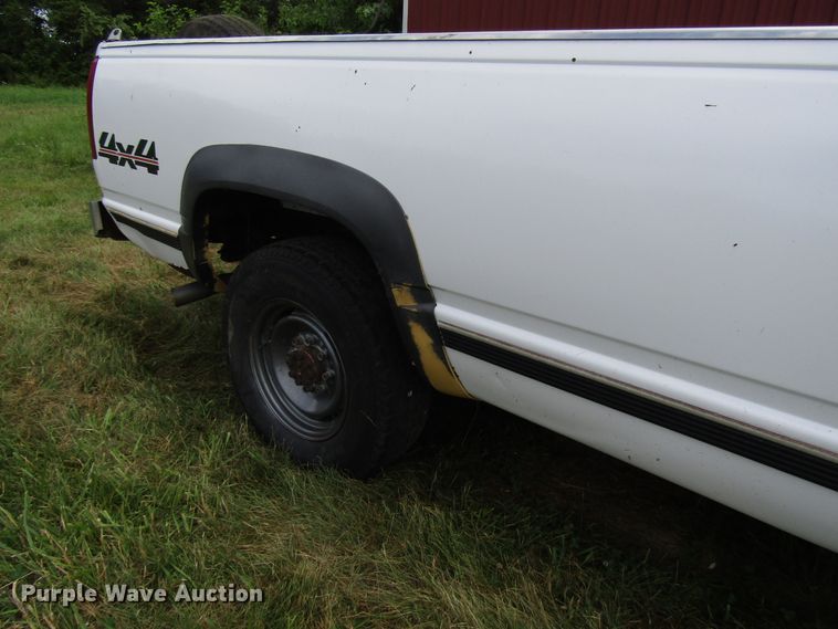 image for item DG1379 1997 Chevrolet 2500 pickup truck