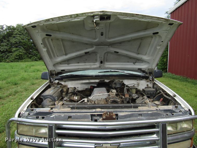 image for item DG1379 1997 Chevrolet 2500 pickup truck