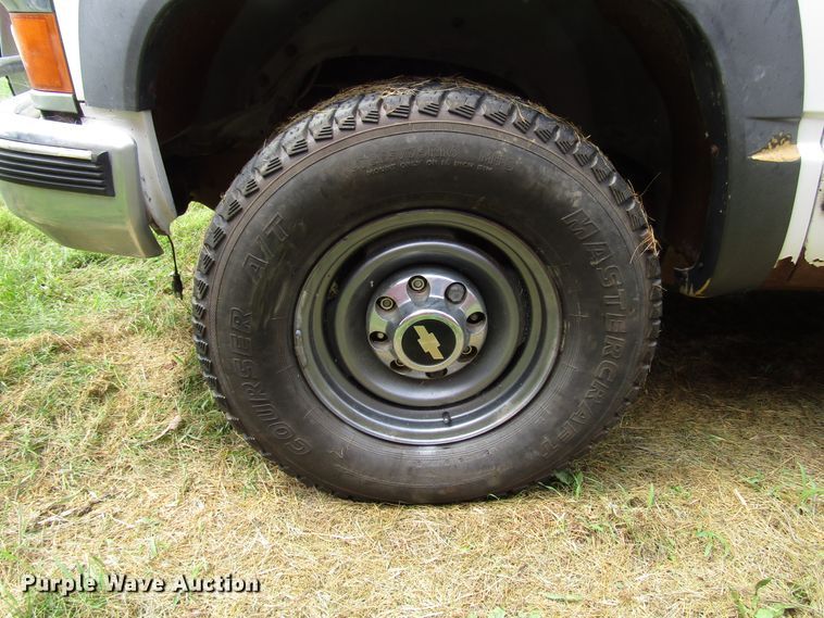 image for item DG1379 1997 Chevrolet 2500 pickup truck