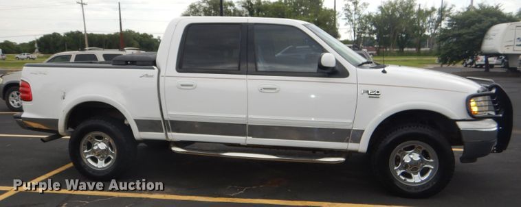 image for item DG4816 2001 Ford F150 Lariat SuperCrew pickup truck