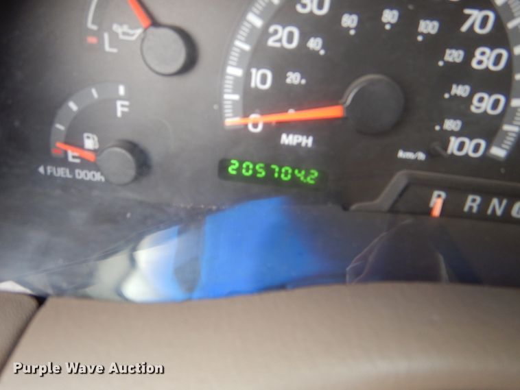 image for item DG4816 2001 Ford F150 Lariat SuperCrew pickup truck