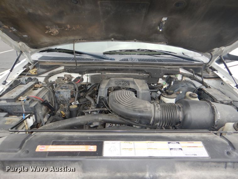 image for item DG4816 2001 Ford F150 Lariat SuperCrew pickup truck