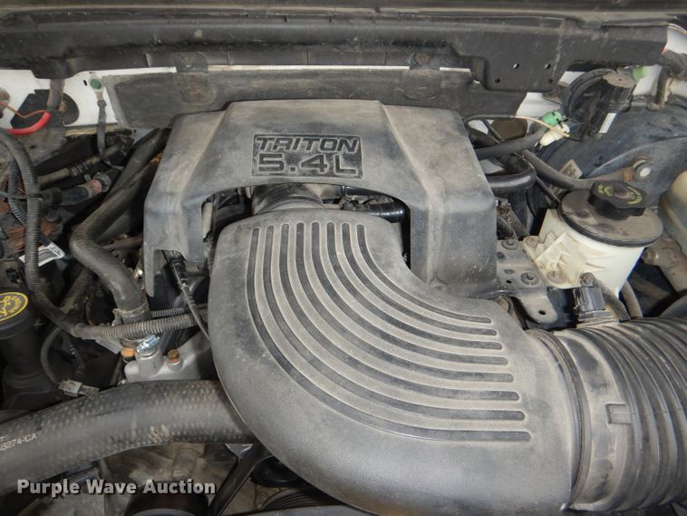 image for item DG4816 2001 Ford F150 Lariat SuperCrew pickup truck