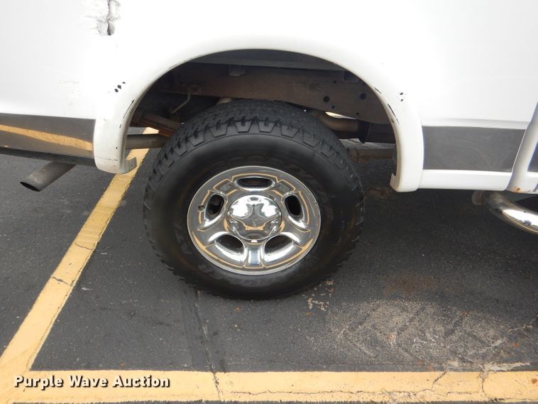 image for item DG4816 2001 Ford F150 Lariat SuperCrew pickup truck