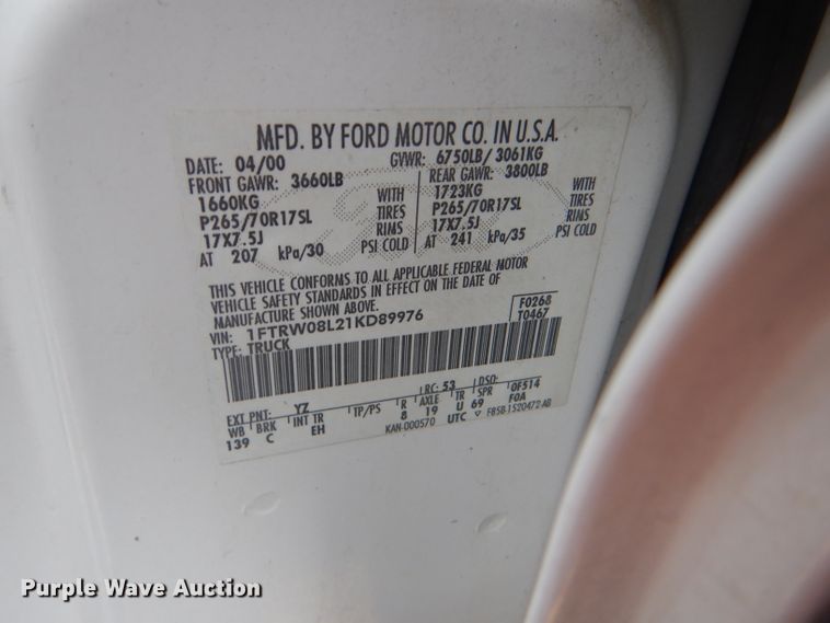 image for item DG4816 2001 Ford F150 Lariat SuperCrew pickup truck