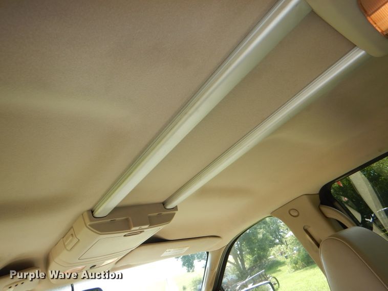 image for item DG4824 2004 Ford F150 Lariat SuperCrew flatbed pickup truck