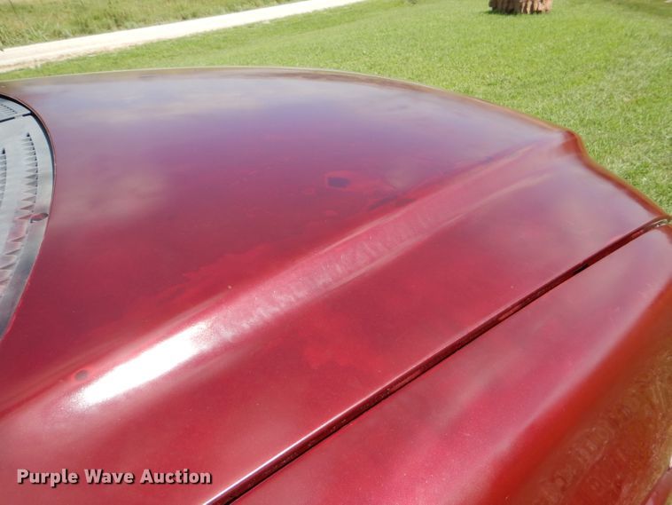 image for item DG4824 2004 Ford F150 Lariat SuperCrew flatbed pickup truck