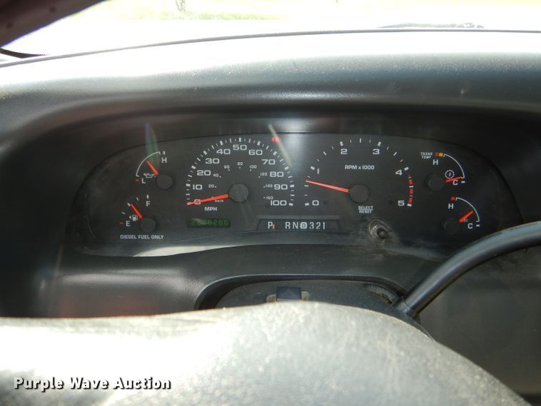 image for item DG4830 2004 Ford F350 Super Duty XLT flatbed pickup truck