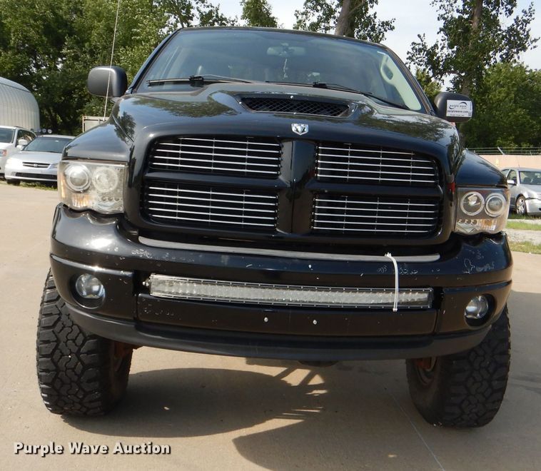 image for item DG4835 2004 Dodge Ram 2500HD Quad Cab pickup truck