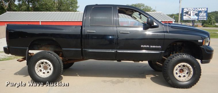 image for item DG4835 2004 Dodge Ram 2500HD Quad Cab pickup truck