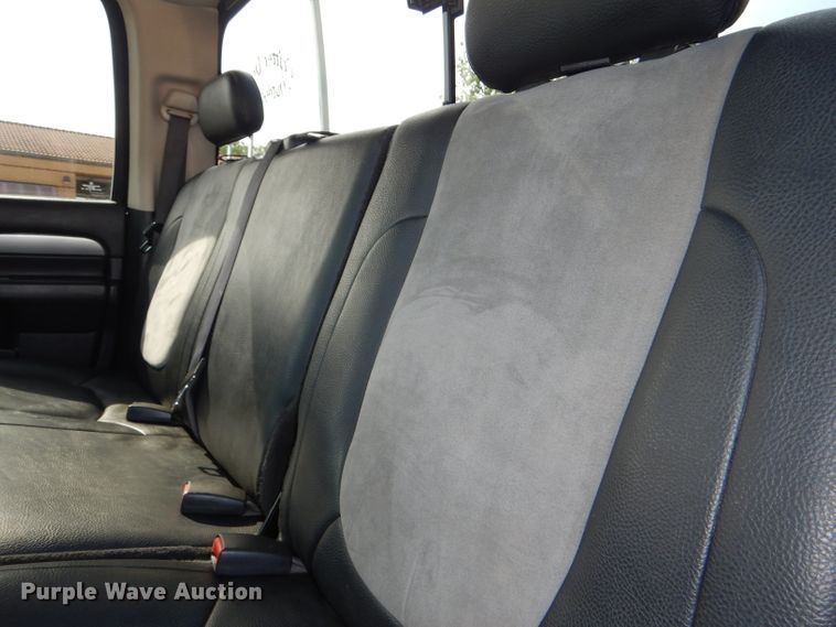 image for item DG4835 2004 Dodge Ram 2500HD Quad Cab pickup truck