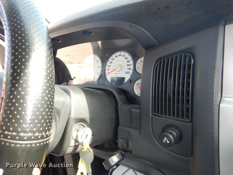 image for item DG4835 2004 Dodge Ram 2500HD Quad Cab pickup truck