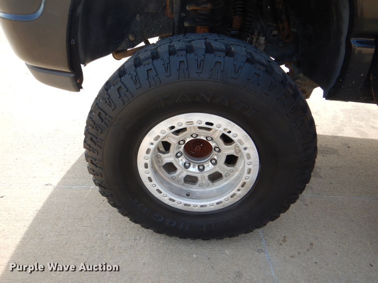 image for item DG4835 2004 Dodge Ram 2500HD Quad Cab pickup truck