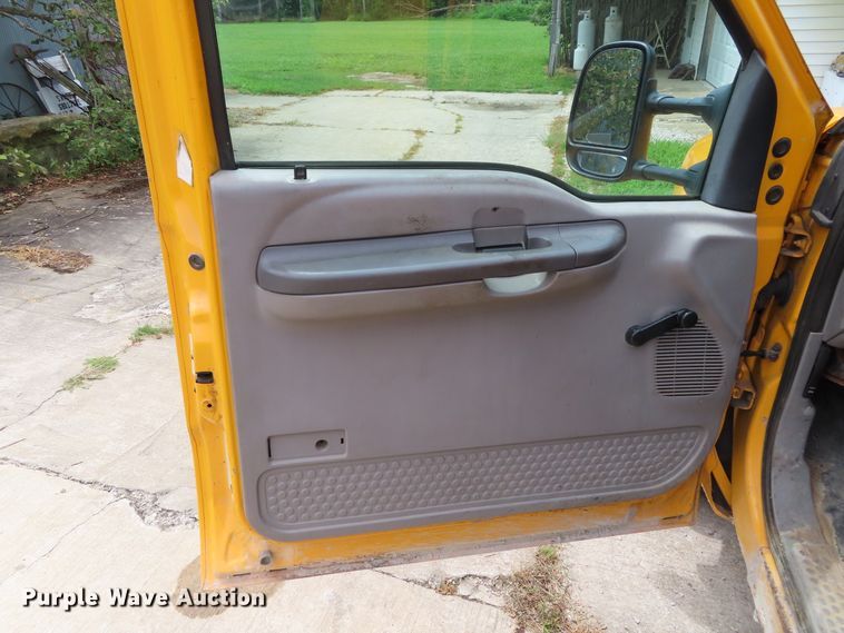 image for item DH0293 2001 Ford F350 Super Duty Crew Cab dump bed pickup truck