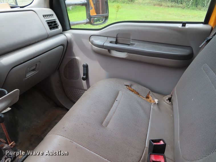 image for item DH0293 2001 Ford F350 Super Duty Crew Cab dump bed pickup truck