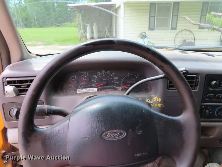 image for item DH0293 2001 Ford F350 Super Duty Crew Cab dump bed pickup truck