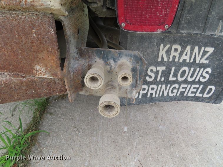 image for item DH0293 2001 Ford F350 Super Duty Crew Cab dump bed pickup truck