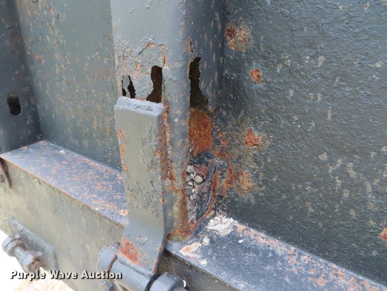 image for item DH0293 2001 Ford F350 Super Duty Crew Cab dump bed pickup truck