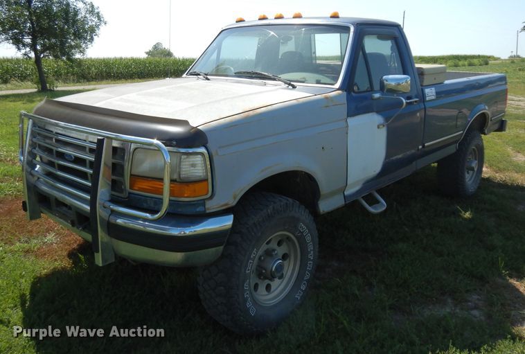 image for item DH0295 1995 Ford F250 pickup truck