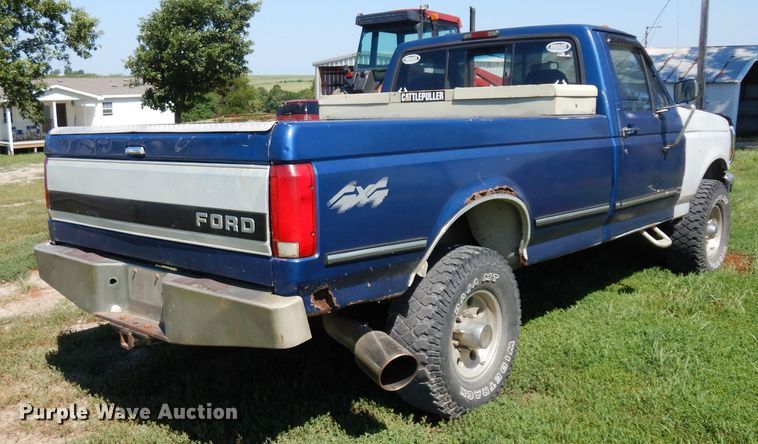 image for item DH0295 1995 Ford F250 pickup truck