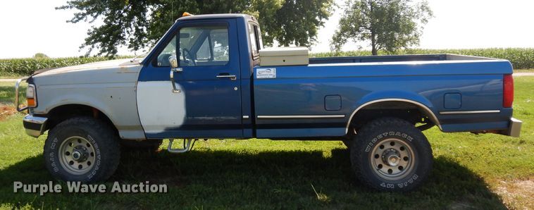 image for item DH0295 1995 Ford F250 pickup truck