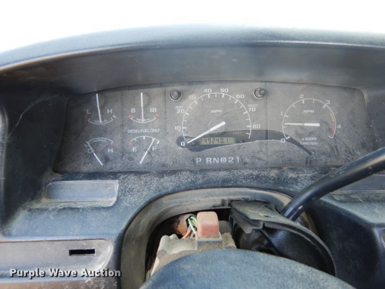 image for item DH0295 1995 Ford F250 pickup truck