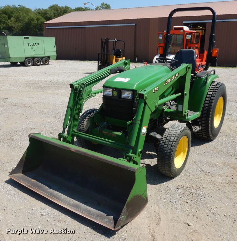image for item DH0302 2003 John Deere 4410 MFWD tractor