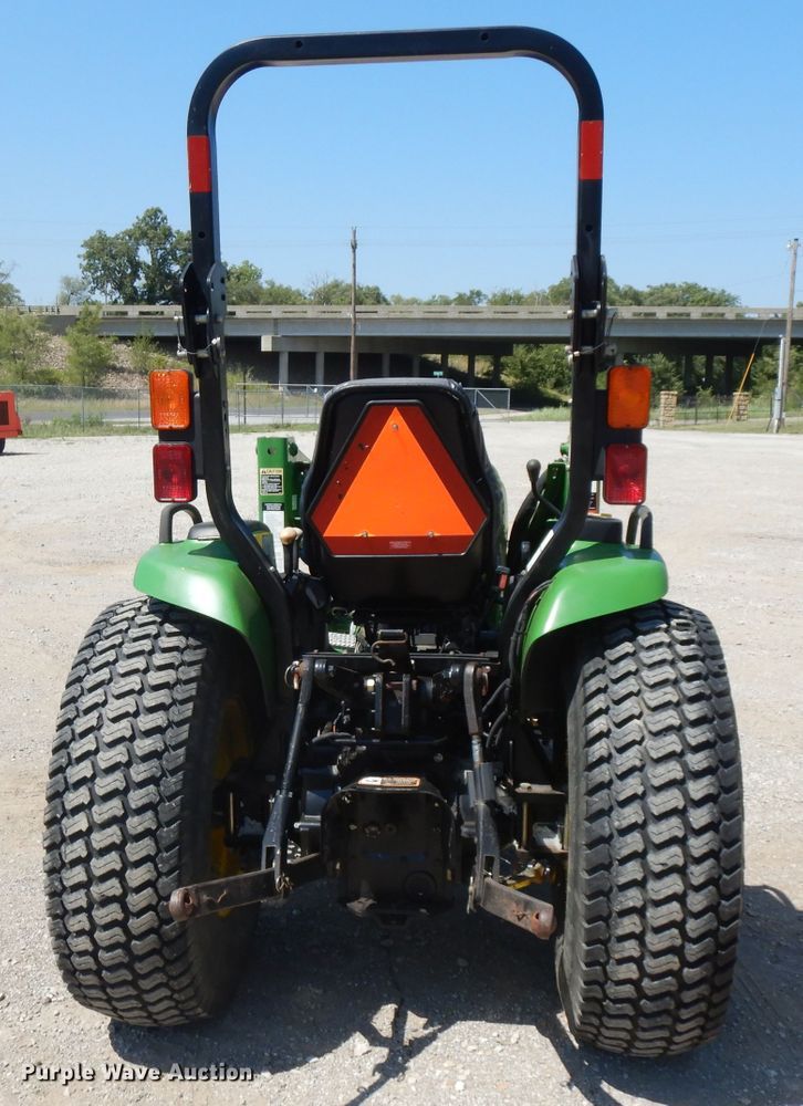 image for item DH0302 2003 John Deere 4410 MFWD tractor